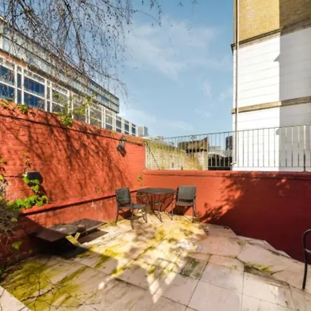 4 Bedrooms Villa, Hugh Street Central London
